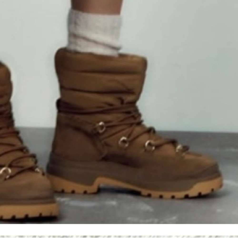 Zara Puffer Boots Size 9